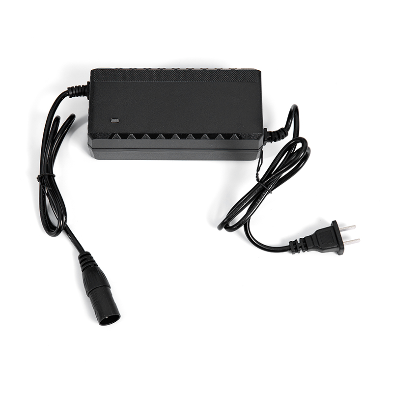 YL-985S 4 Roda Skuter Bertenaga Listrik Perjalanan Lipat Portabel Ringan